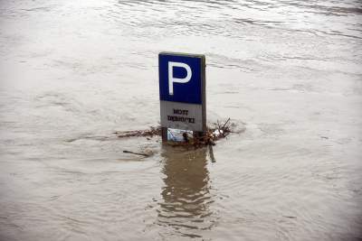 Woda powoli opada, ale sprzątania będzie sporo... - zdjęcie 28