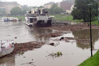 Woda powoli opada, ale sprzątania będzie sporo... - zdjęcie 2