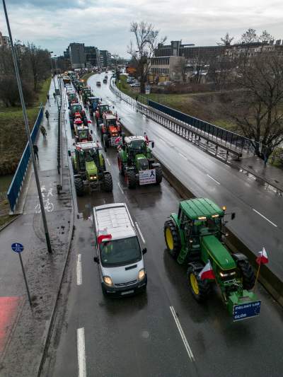 Tak zakorkowali dziś miasto, pokaz mocy nie tylko ciągników - zdjęcie 6