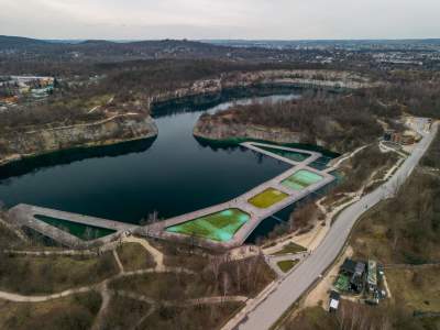 Kosmiczny Zakrzówek, lubimy to miejsce o każdej porze roku - zdjęcie 1