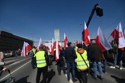 Protest rolników w Krakowie: nie zabrakło "muzealnych" eksponatów - zdjęcie 6
