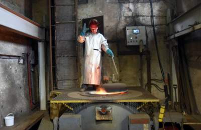 Będzie ważył 700 kilogramów i zawiśnie w Bazylice Mariackiej - zdjęcie 25