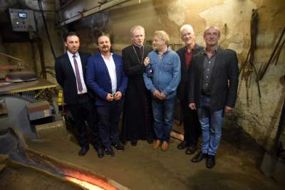 Będzie ważył 700 kilogramów i zawiśnie w Bazylice Mariackiej - zdjęcie 28