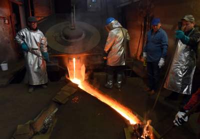 Będzie ważył 700 kilogramów i zawiśnie w Bazylice Mariackiej - zdjęcie 12