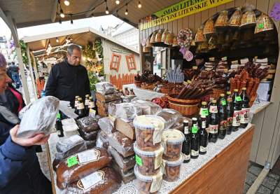 Od stroików po kożuchy, czyli Jarmark Wielkanocny - zdjęcie 12