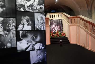 Koło tego grobu nie sposób przejść obojętnym... - zdjęcie 21