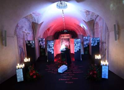 Koło tego grobu nie sposób przejść obojętnym... - zdjęcie 2