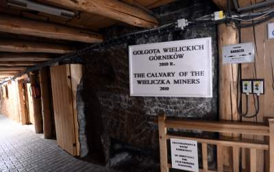 "Golgota Wielicka " w kopalni soli w Wieliczce - zdjęcie 20
