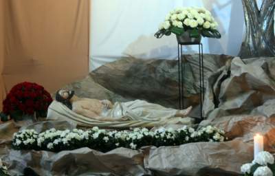 Proste, symboliczne i tradycyjne Groby Pańskie w krakowskich kościołach - zdjęcie 13