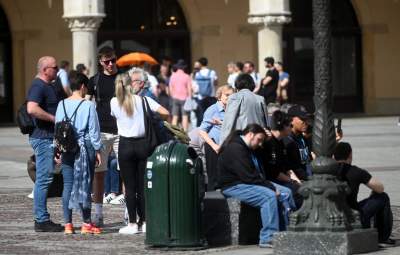Turyści, zwłaszcza z Hiszpani pokochali wielkanocny Kraków - zdjęcie 23