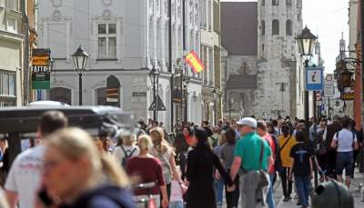 Turyści, zwłaszcza z Hiszpani pokochali wielkanocny Kraków - zdjęcie 21