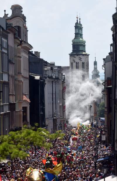 Dziesiątki smoków opanowały Kraków. Wyjątkowy korowód - zdjęcie 27