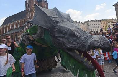 Dziesiątki smoków opanowały Kraków. Wyjątkowy korowód - zdjęcie 43