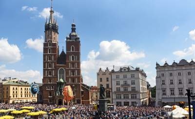Dziesiątki smoków opanowały Kraków. Wyjątkowy korowód - zdjęcie 1