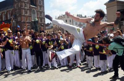 Dziesiątki smoków opanowały Kraków. Wyjątkowy korowód - zdjęcie 37