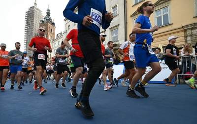 Przybyłem, przebiegłem, zwyciężyłem i... padłem. 21. Cracovia Maraton - zdjęcie 7