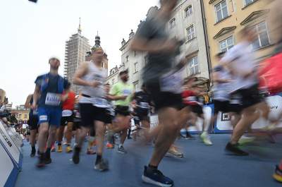 Przybyłem, przebiegłem, zwyciężyłem i... padłem. 21. Cracovia Maraton - zdjęcie 12