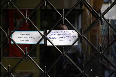 Pasaż Bielaka w ruinie. Lepiej, żeby turyści tutaj nie zaglądali - zdjęcie 10