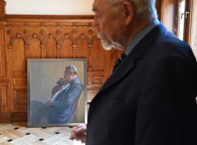 Portret Jacka Majchrowskiego zawisł w sali Kupieckiej magistratu - zdjęcie 12