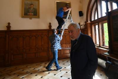 Portret Jacka Majchrowskiego zawisł w sali Kupieckiej magistratu - zdjęcie 13