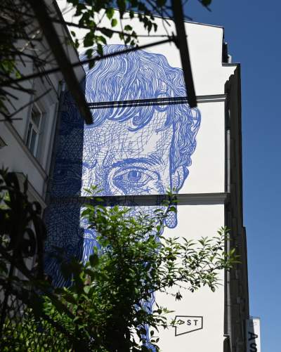 Nowe murale w centrum Krakowa, inspiracją był Wyspiański - zdjęcie 9