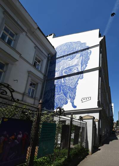 Nowe murale w centrum Krakowa, inspiracją był Wyspiański - zdjęcie 6