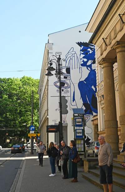 Nowe murale w centrum Krakowa, inspiracją był Wyspiański - zdjęcie 2
