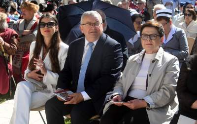 Tradycyjna procesja na Skałkę: hierarchowie, wierni i politycy (głównie PiS) - zdjęcie 26