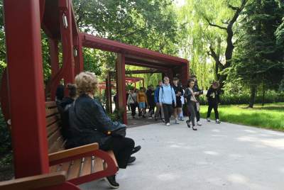 Cudowny ogród w centrum Krakowa, tu kobiety są najważniejsze - zdjęcie 19