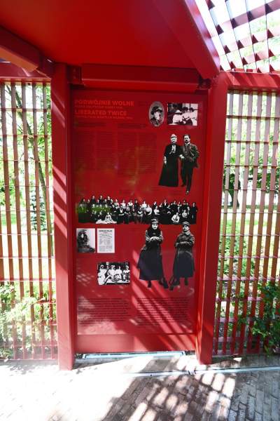 Cudowny ogród w centrum Krakowa, tu kobiety są najważniejsze - zdjęcie 10