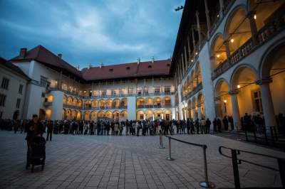 Rewelacyjna Noc Muzeów, krakowianie i goście lubią takie zwiedzanie - zdjęcie 3