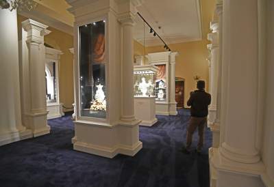 Wspaniała wystawa na Wawelu. Miśnieńskie figurki porcelanowe - zdjęcie 28