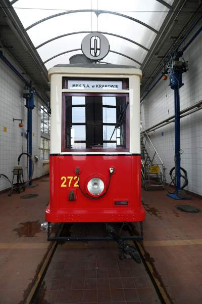 Ten tramwaj nigdy w Krakowie nie kursował, ale jest piękny! - zdjęcie 1