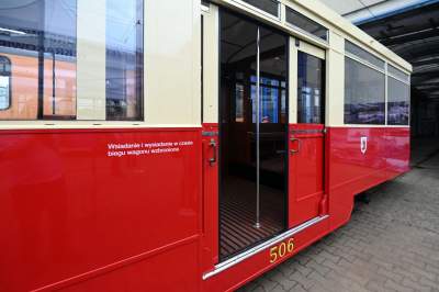 Ten tramwaj nigdy w Krakowie nie kursował, ale jest piękny! - zdjęcie 24