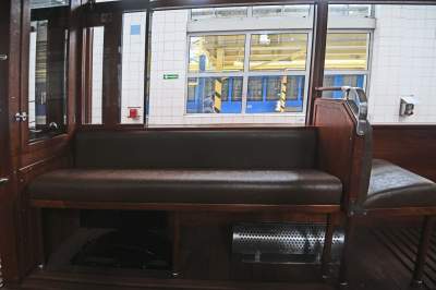 Ten tramwaj nigdy w Krakowie nie kursował, ale jest piękny! - zdjęcie 13