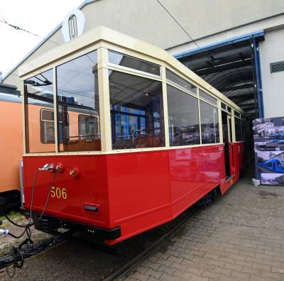 Ten tramwaj nigdy w Krakowie nie kursował, ale jest piękny! - zdjęcie 22