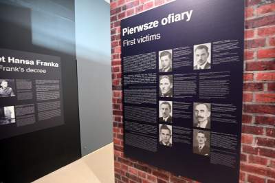 Krakowianie na afiszach śmierci, poruszająca wystawa - zdjęcie 10