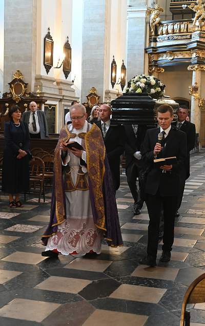 Pożegnanie Jana A.P. Kaczmarka, laureat Oscara spoczął na Cmentarzu Rakowickim - zdjęcie 2