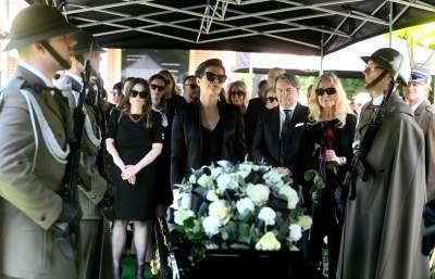 Pożegnanie Jana A.P. Kaczmarka, laureat Oscara spoczął na Cmentarzu Rakowickim - zdjęcie 26