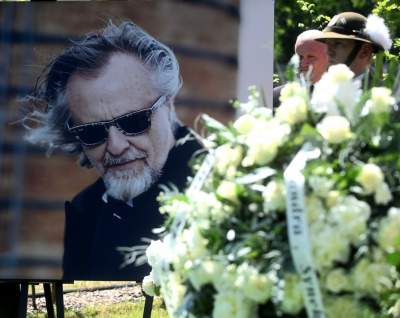 Pożegnanie Jana A.P. Kaczmarka, laureat Oscara spoczął na Cmentarzu Rakowickim - zdjęcie 23