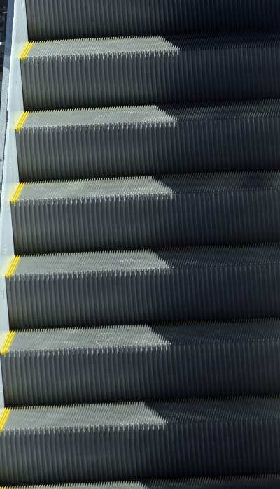 Kończy się pewna epoka, instalacja ruchomych schodów przy dworcu - zdjęcie 8