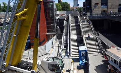 Kończy się pewna epoka, instalacja ruchomych schodów przy dworcu - zdjęcie 7