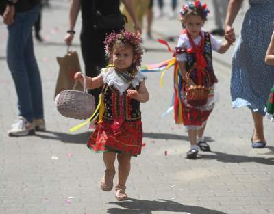 Procesja Bożego Ciała w Krakowie, gdy sacrum spotyka się z profanum - zdjęcie 7
