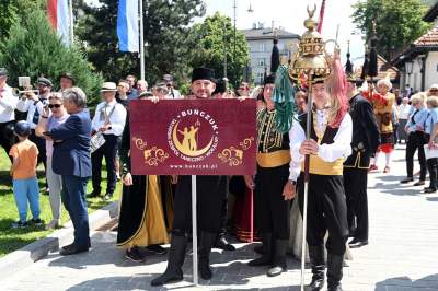 Dorota Segda i zaskakujące spotkania na trasie pochodu Lajkonika - zdjęcie 3