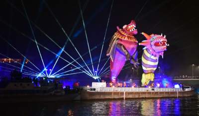 Wielkie smocze widowisko pod Wawelem, widzowie zachwyceni - zdjęcie 12