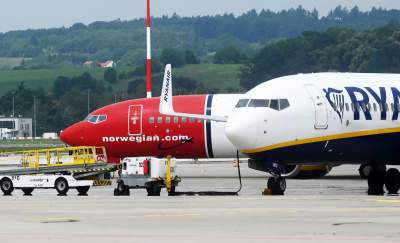 Lotnisko w Balicach bije rekordy frekwencji, tłoczno w powietrzu i na ziemi - zdjęcie 16