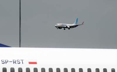 Lotnisko w Balicach bije rekordy frekwencji, tłoczno w powietrzu i na ziemi - zdjęcie 10