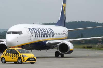 Lotnisko w Balicach bije rekordy frekwencji, tłoczno w powietrzu i na ziemi - zdjęcie 3