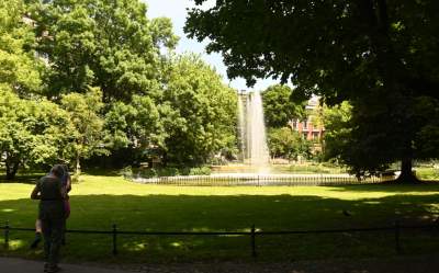 Czekaliśmy na to dwa lata, charakterystyczna fontanna naprawiona - zdjęcie 12