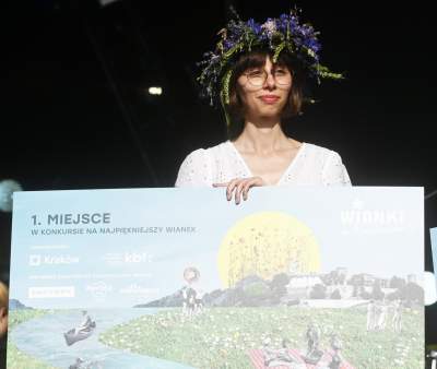 Turystów zachwycają krakowskie Wianki, letnie przesilenie pod Wawelem - zdjęcie 5